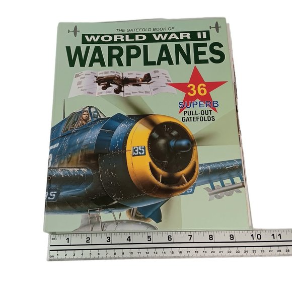 Gatefold Book of World War II Warplanes 36 Pull-Out Gatefolds Hardcover 1995 HC - Picture 10 of 12
